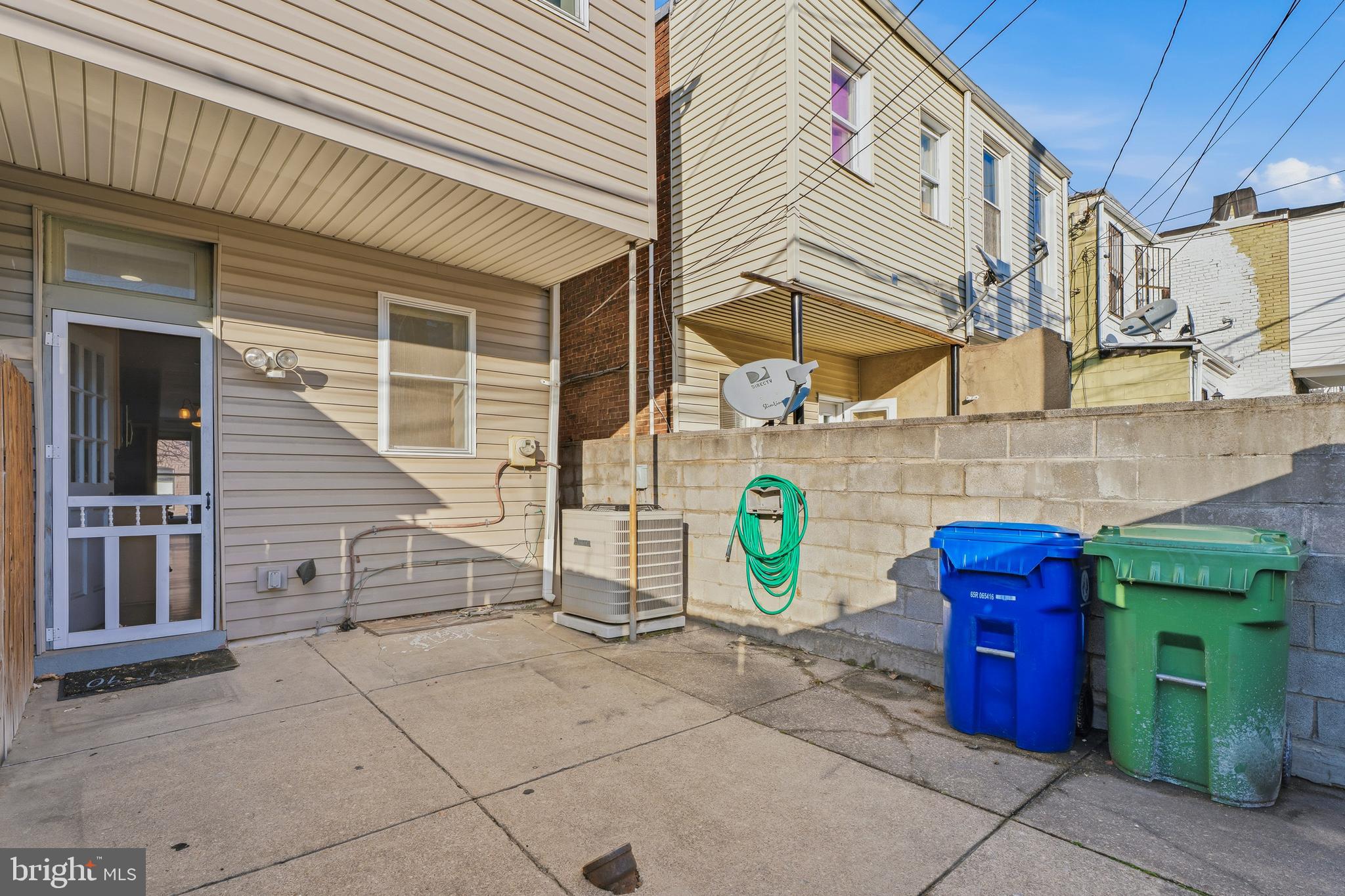 HIGHLANDTOWN - Residential
