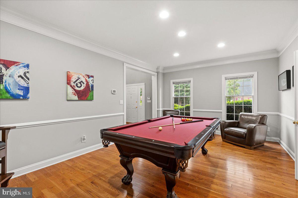 6 NEWPORT DRIVE