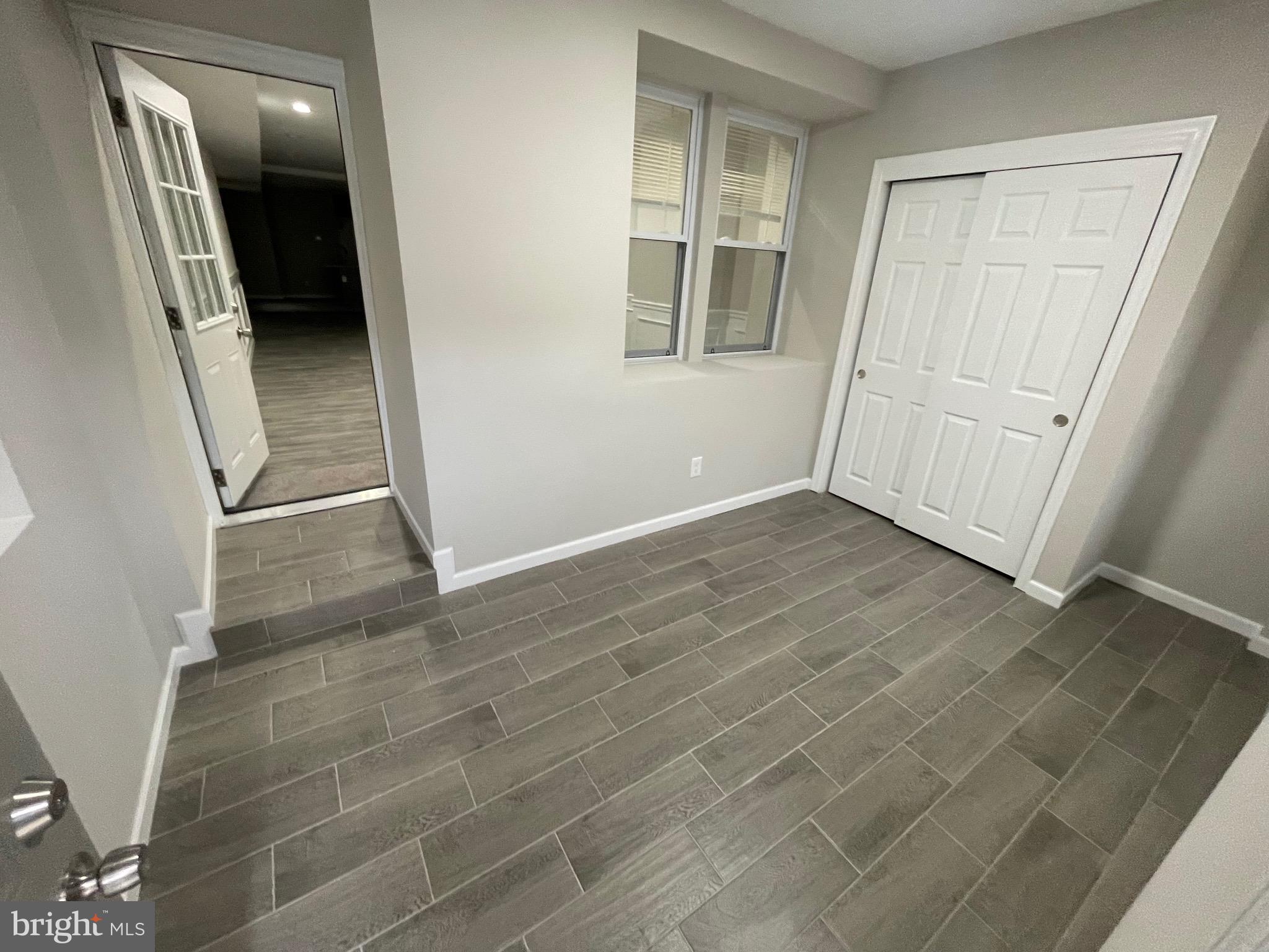 OAK LANE - Residential
