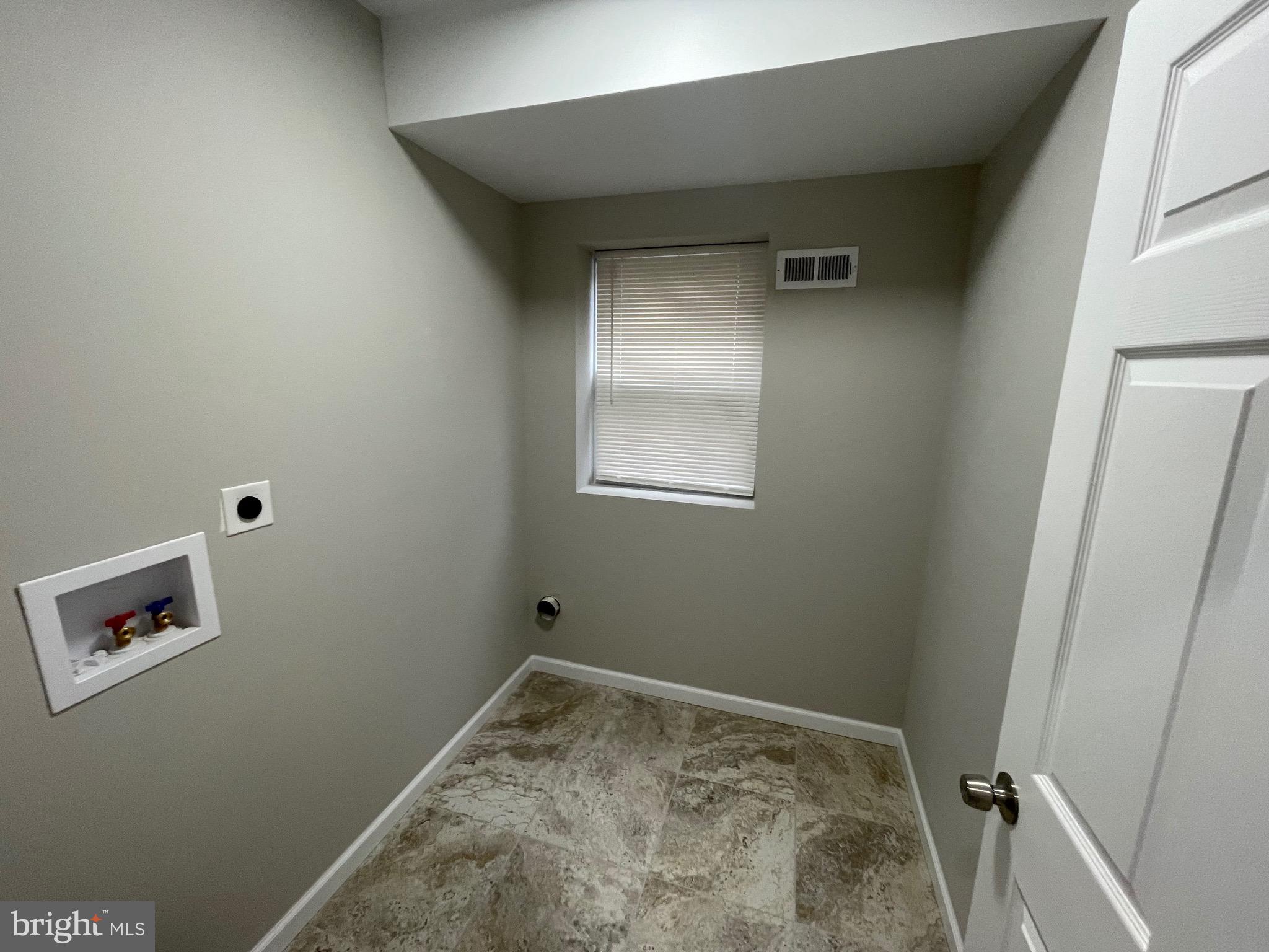OAK LANE - Residential