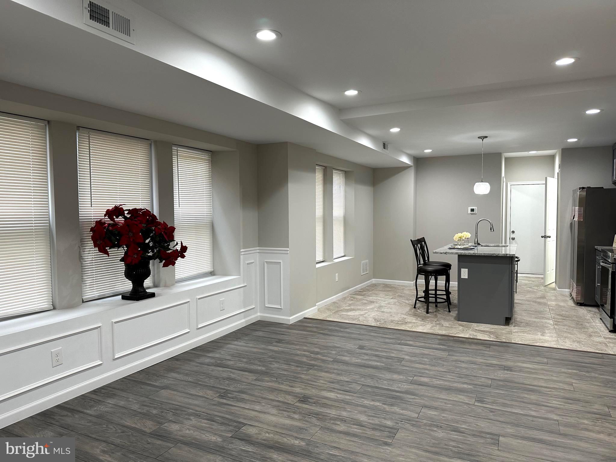 OAK LANE - Residential