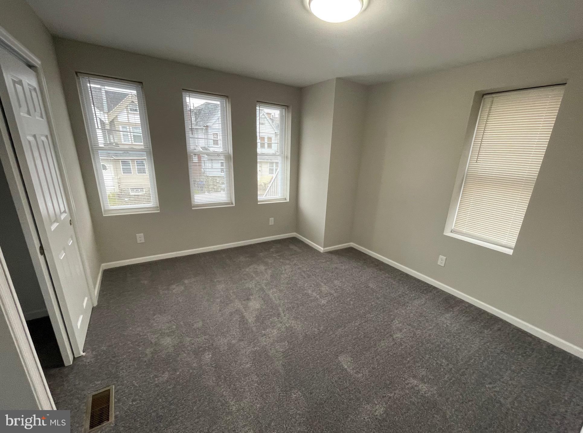 OAK LANE - Residential