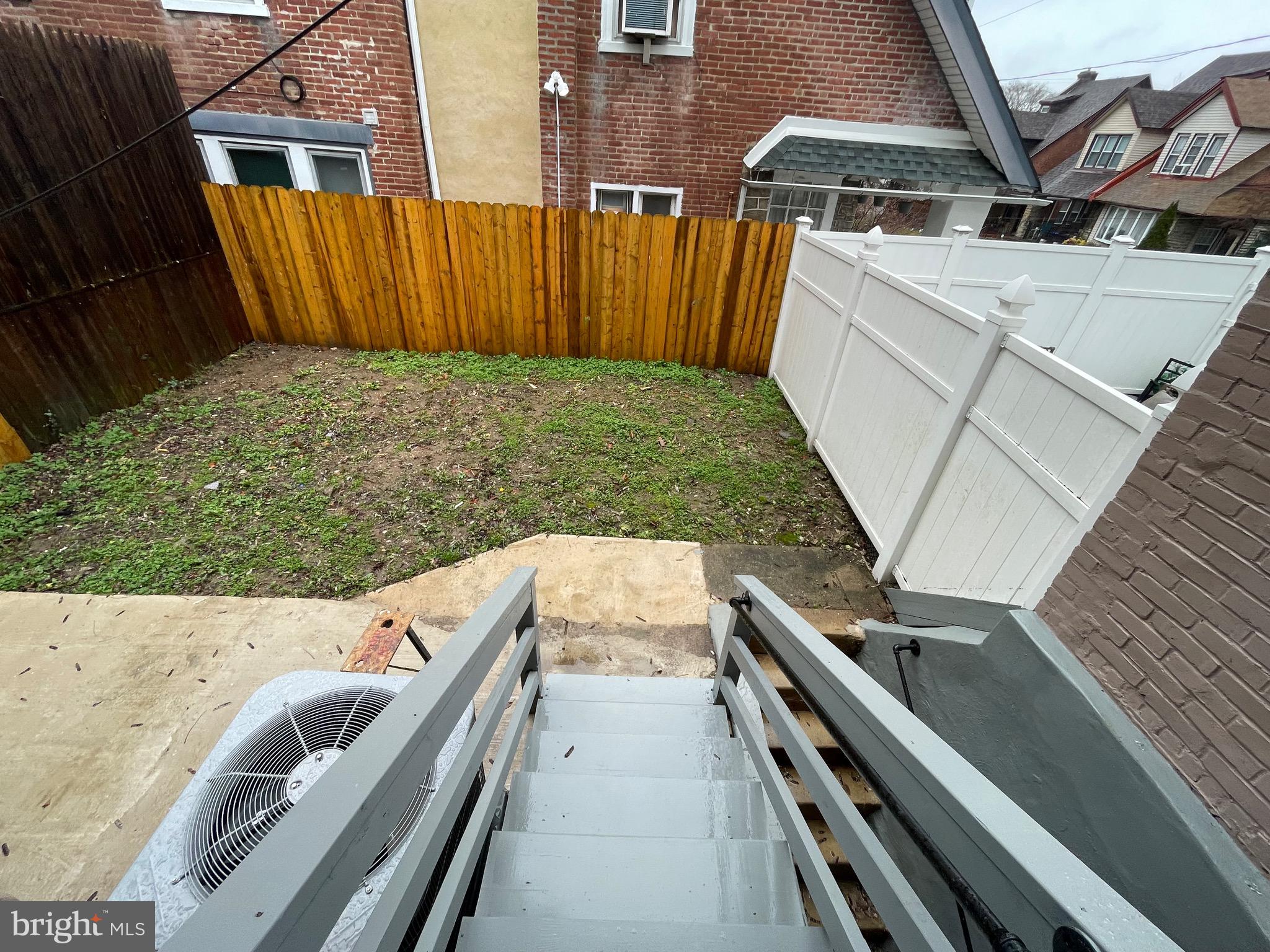 OAK LANE - Residential