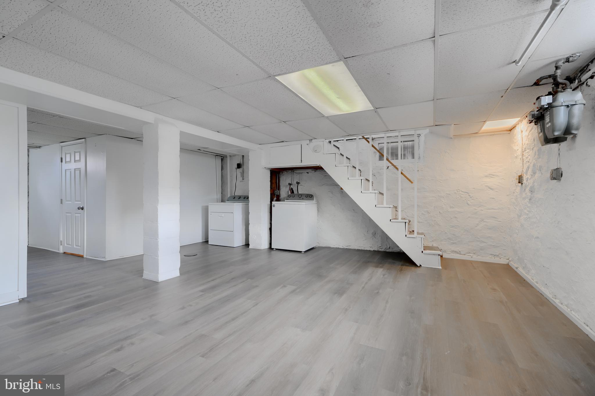 PARKVILLE - Residential Lease