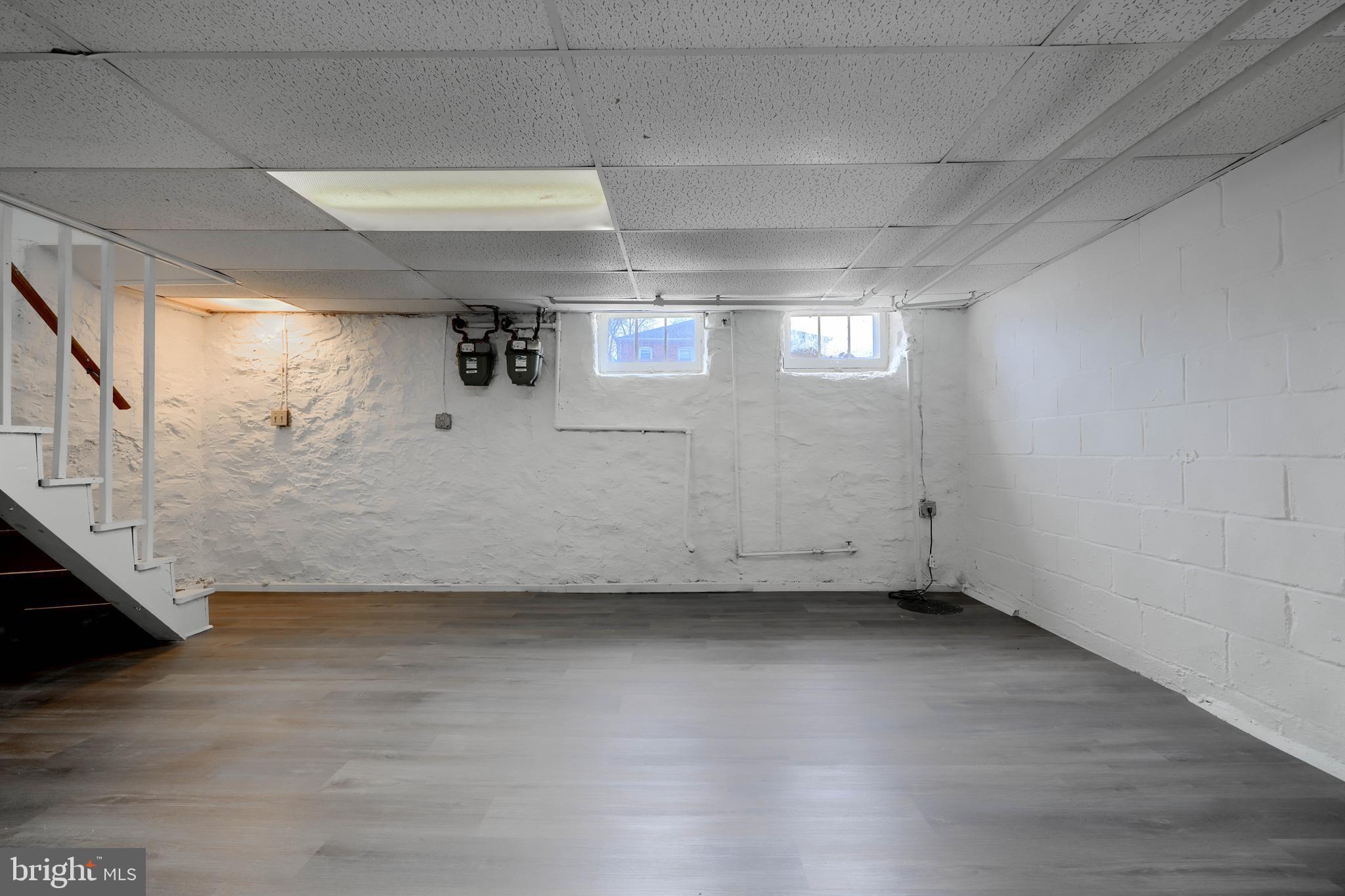 PARKVILLE - Residential Lease