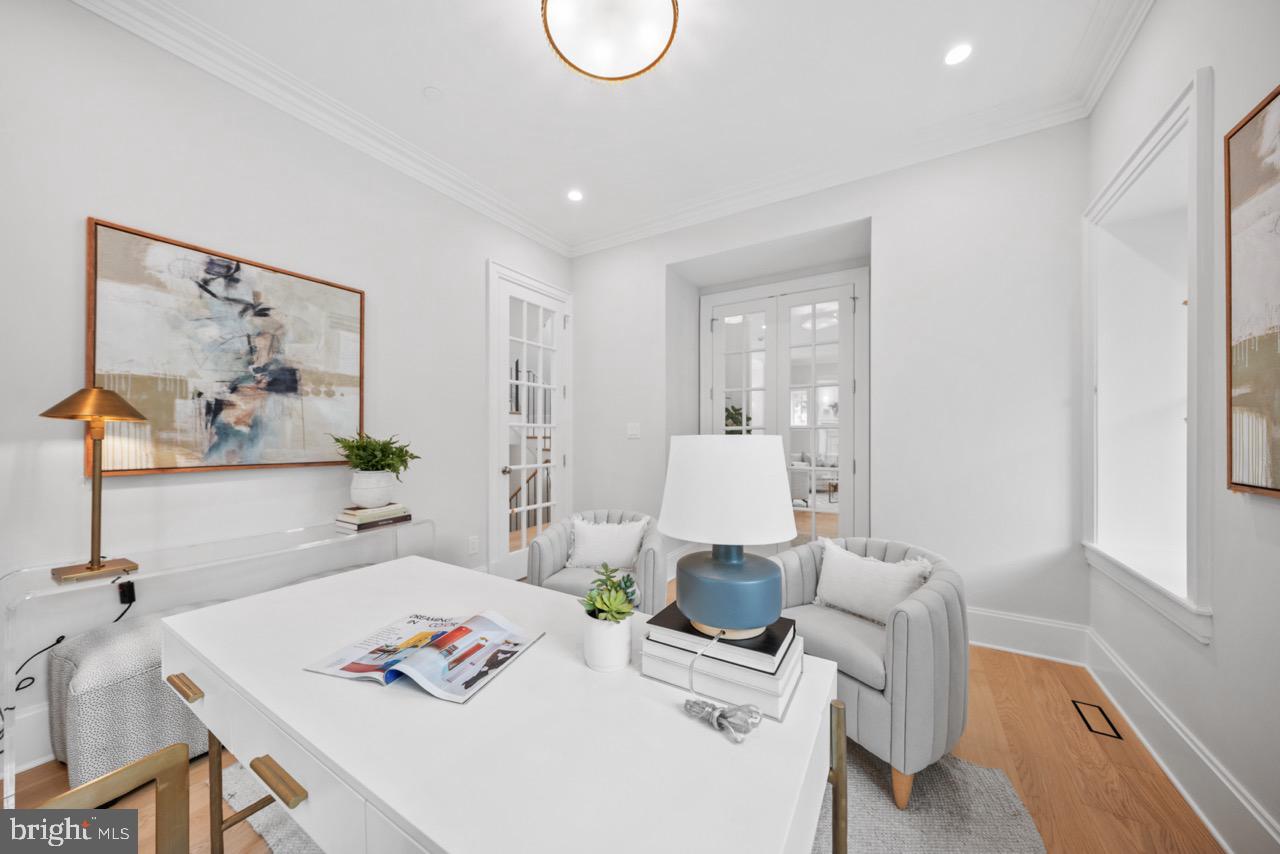 FRIENDSHIP HEIGHTS - Residential