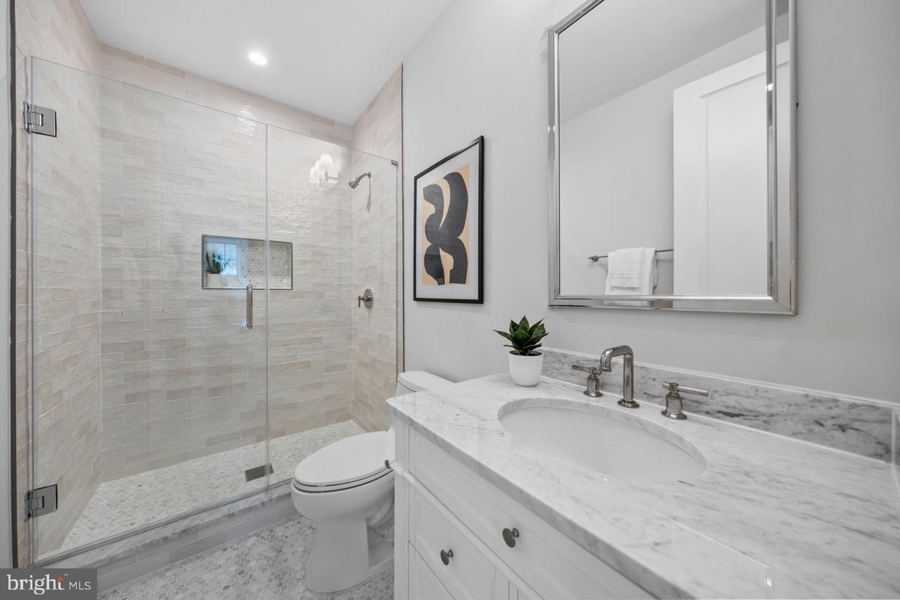 FRIENDSHIP HEIGHTS - Residential