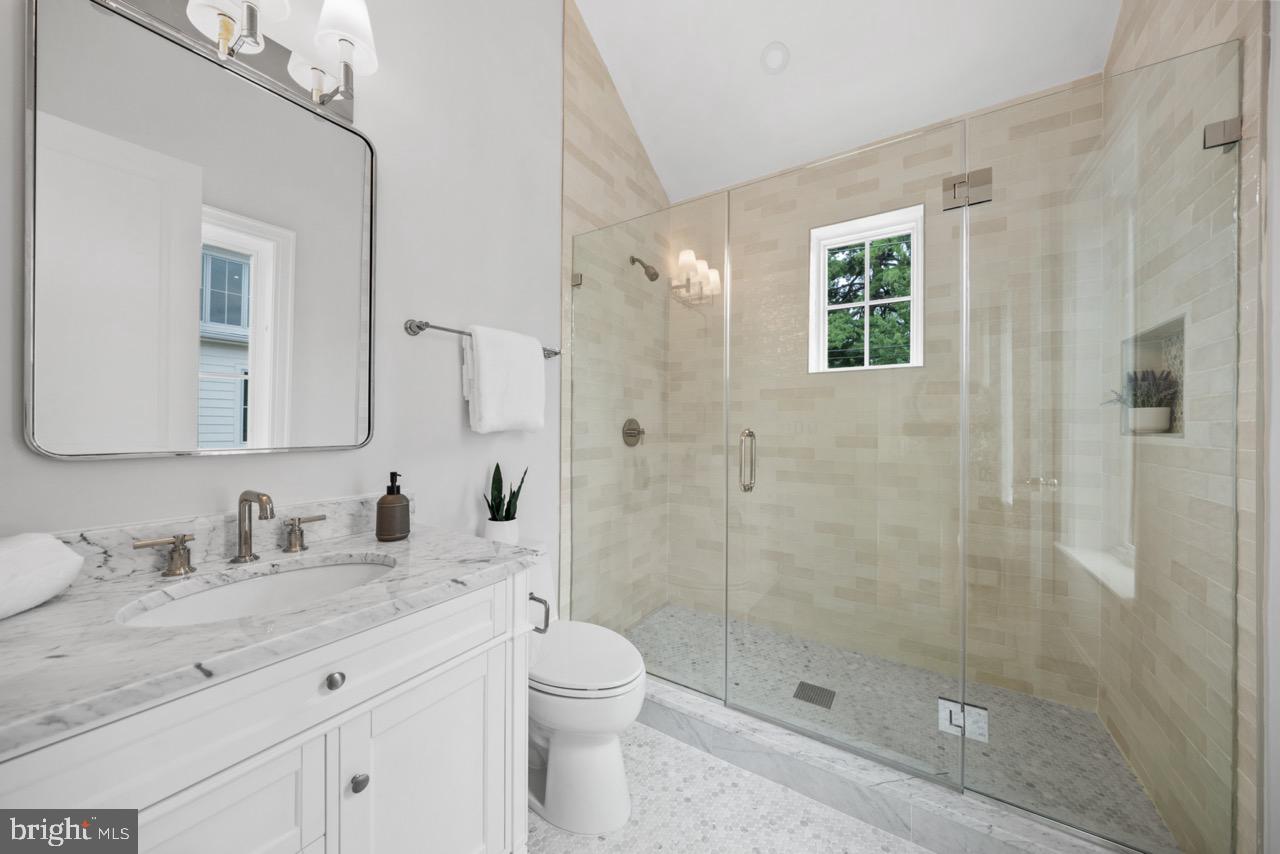 FRIENDSHIP HEIGHTS - Residential