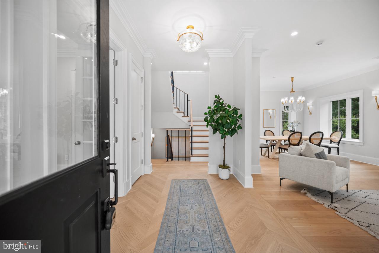 FRIENDSHIP HEIGHTS - Residential