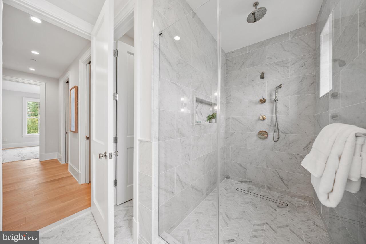 FRIENDSHIP HEIGHTS - Residential