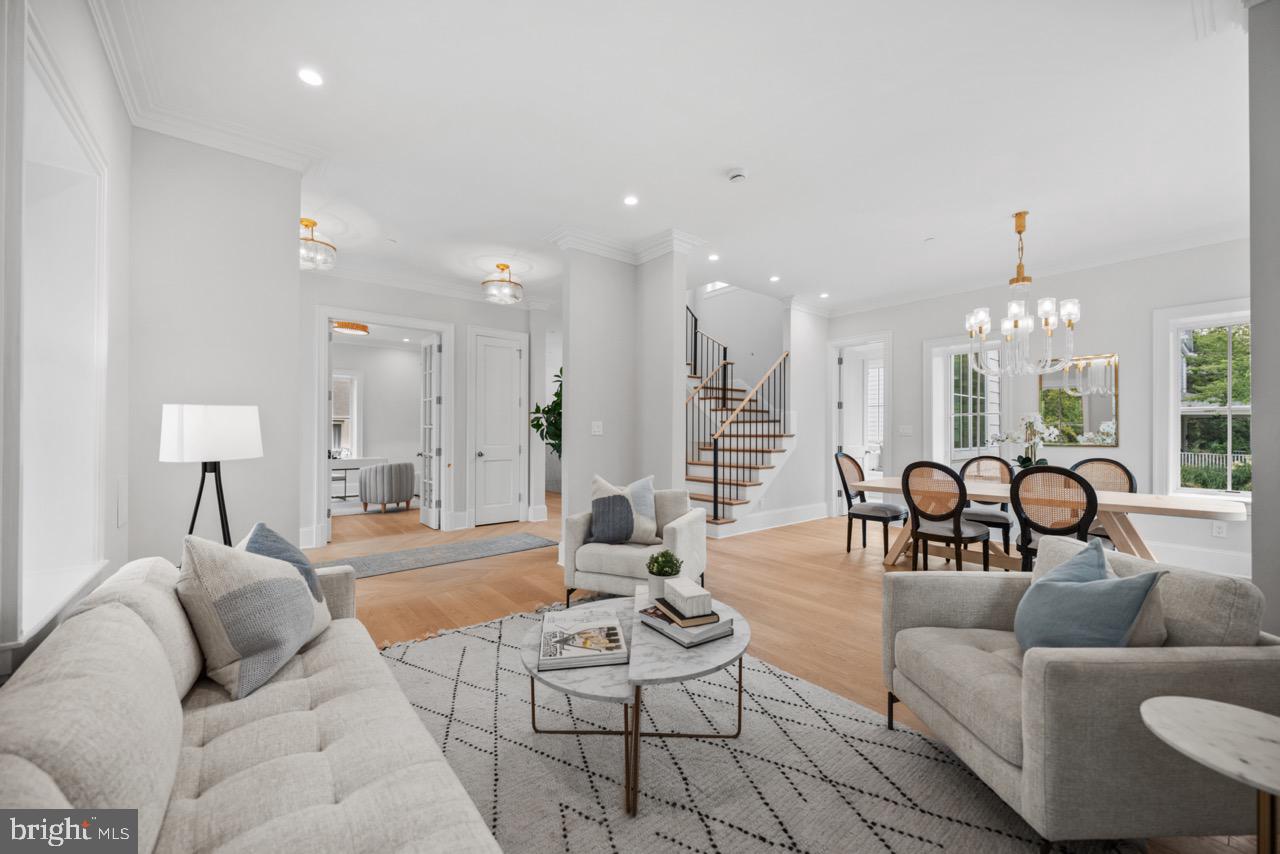 FRIENDSHIP HEIGHTS - Residential