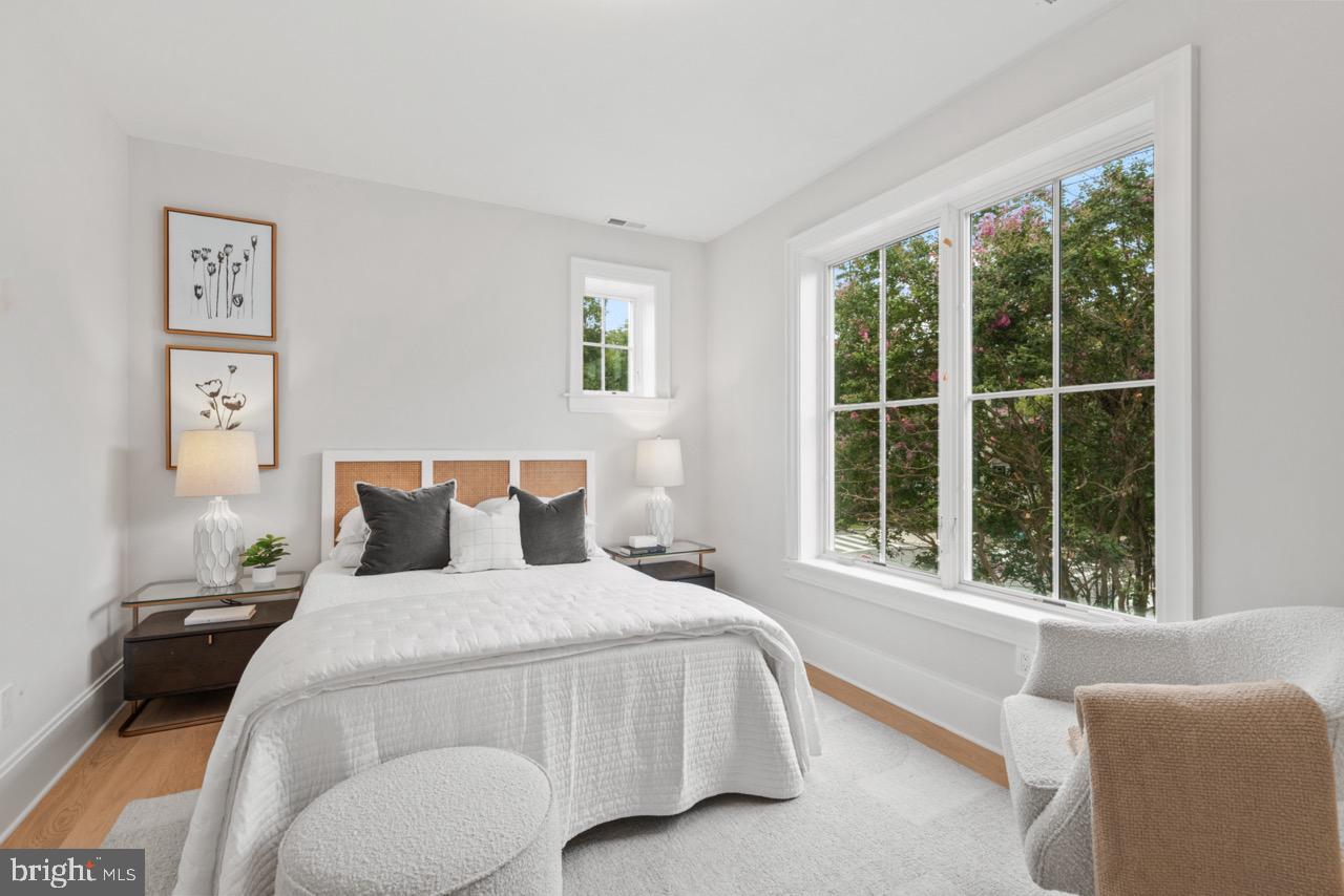 FRIENDSHIP HEIGHTS - Residential