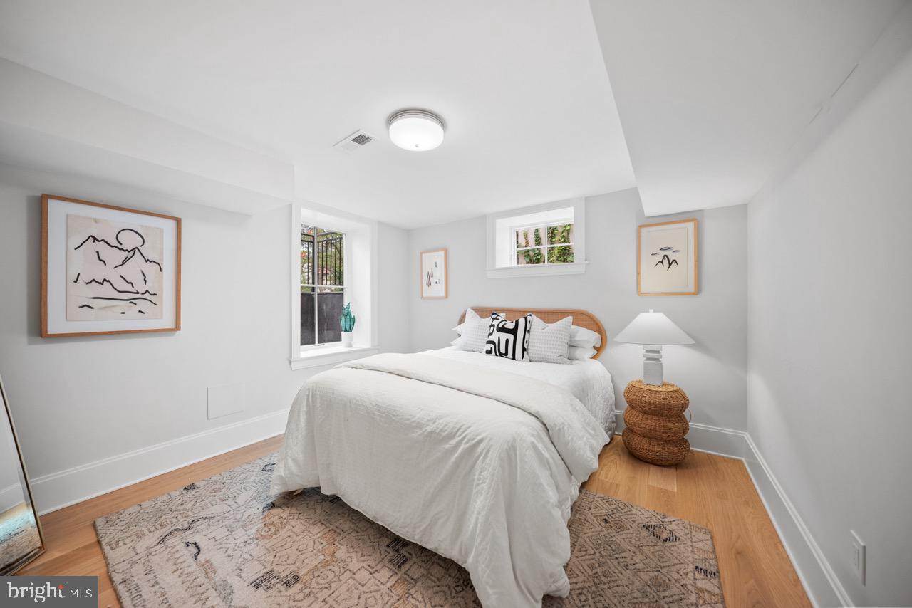 FRIENDSHIP HEIGHTS - Residential