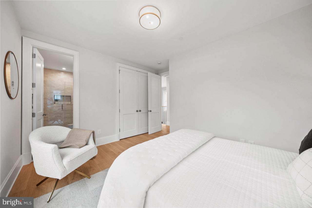FRIENDSHIP HEIGHTS - Residential