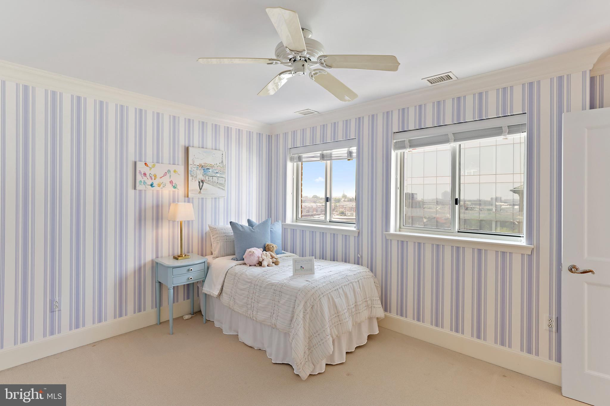 HARBOR EAST - Residential