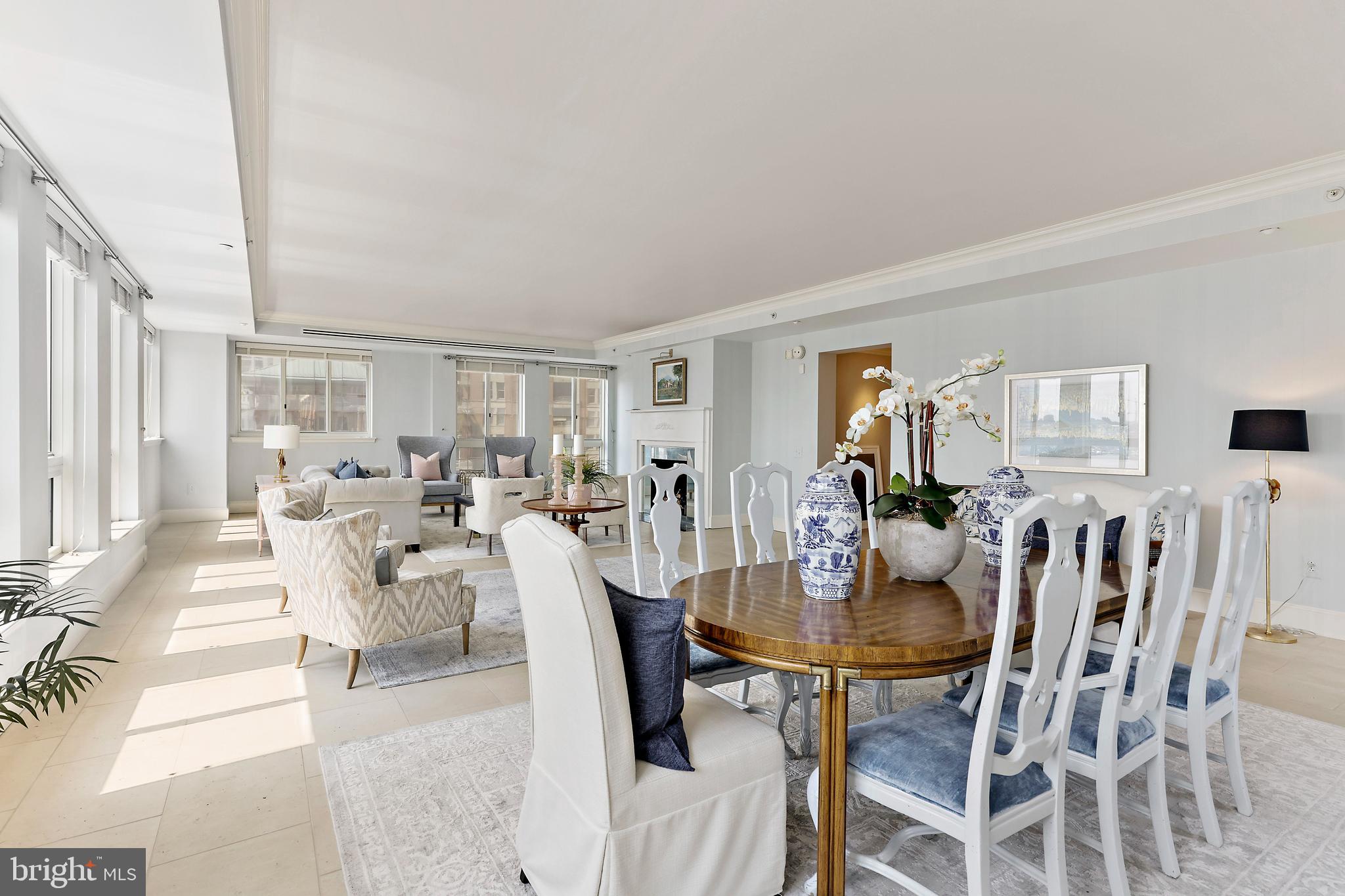 HARBOR EAST - Residential