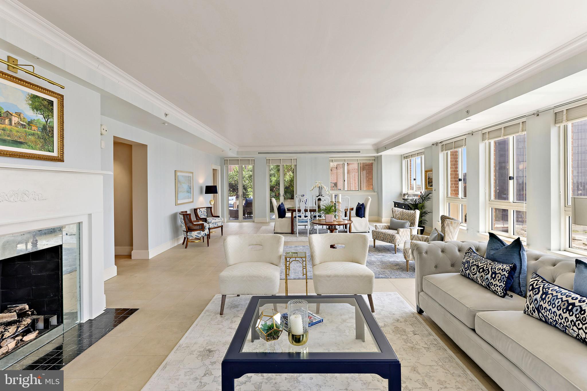 HARBOR EAST - Residential