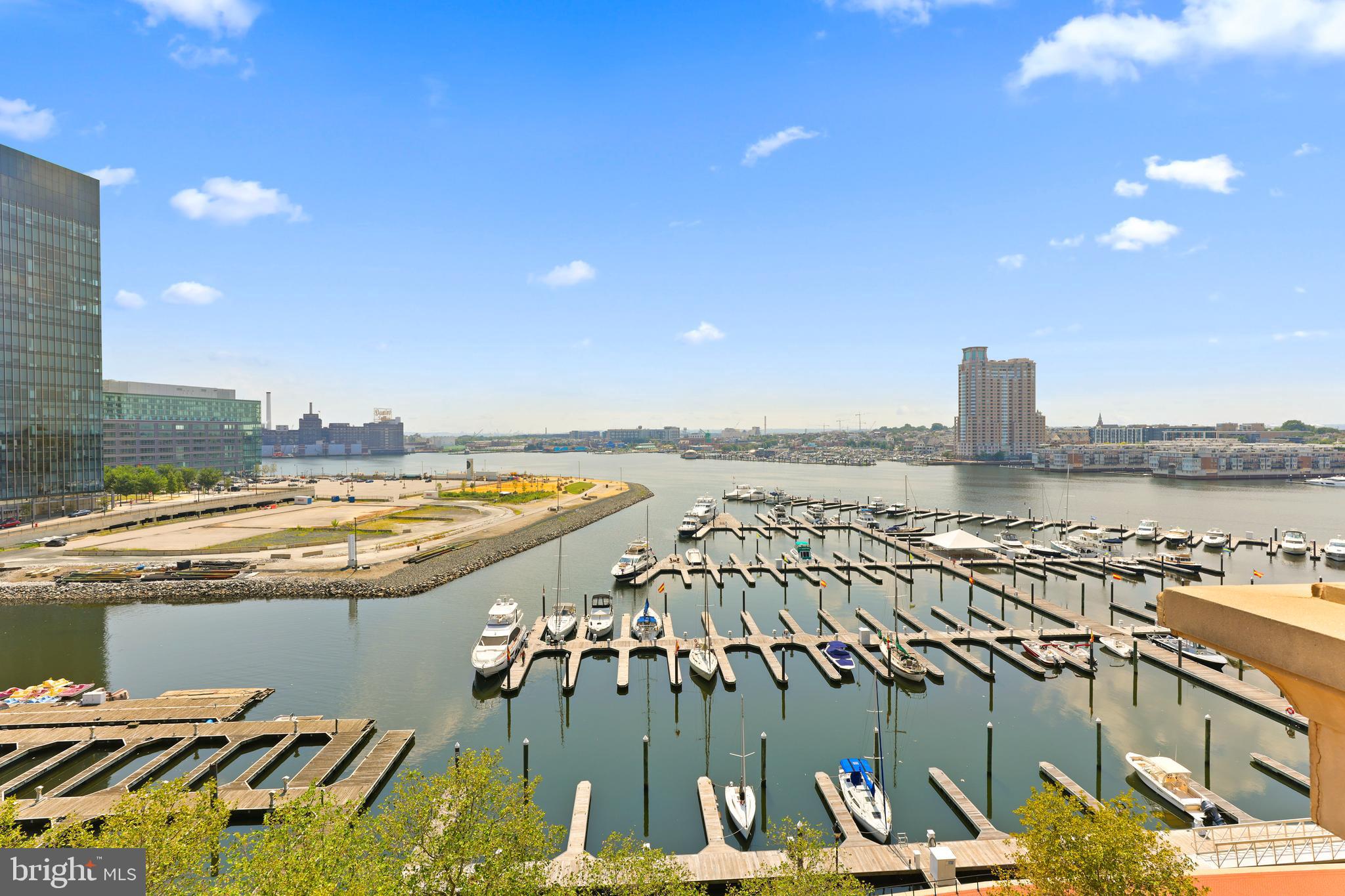 HARBOR EAST - Residential