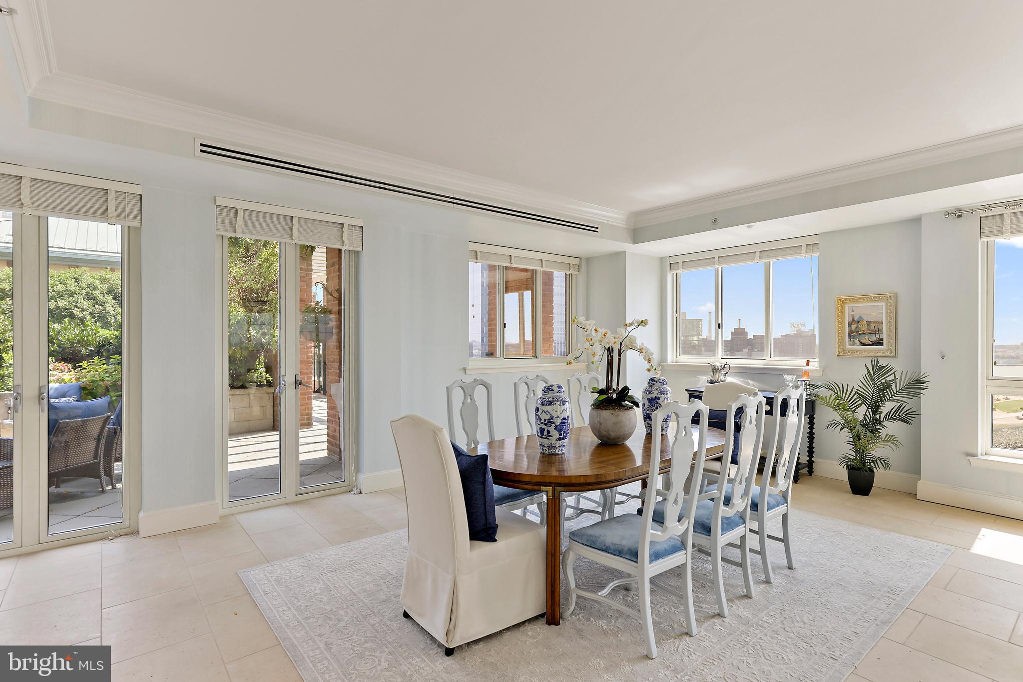 HARBOR EAST - Residential