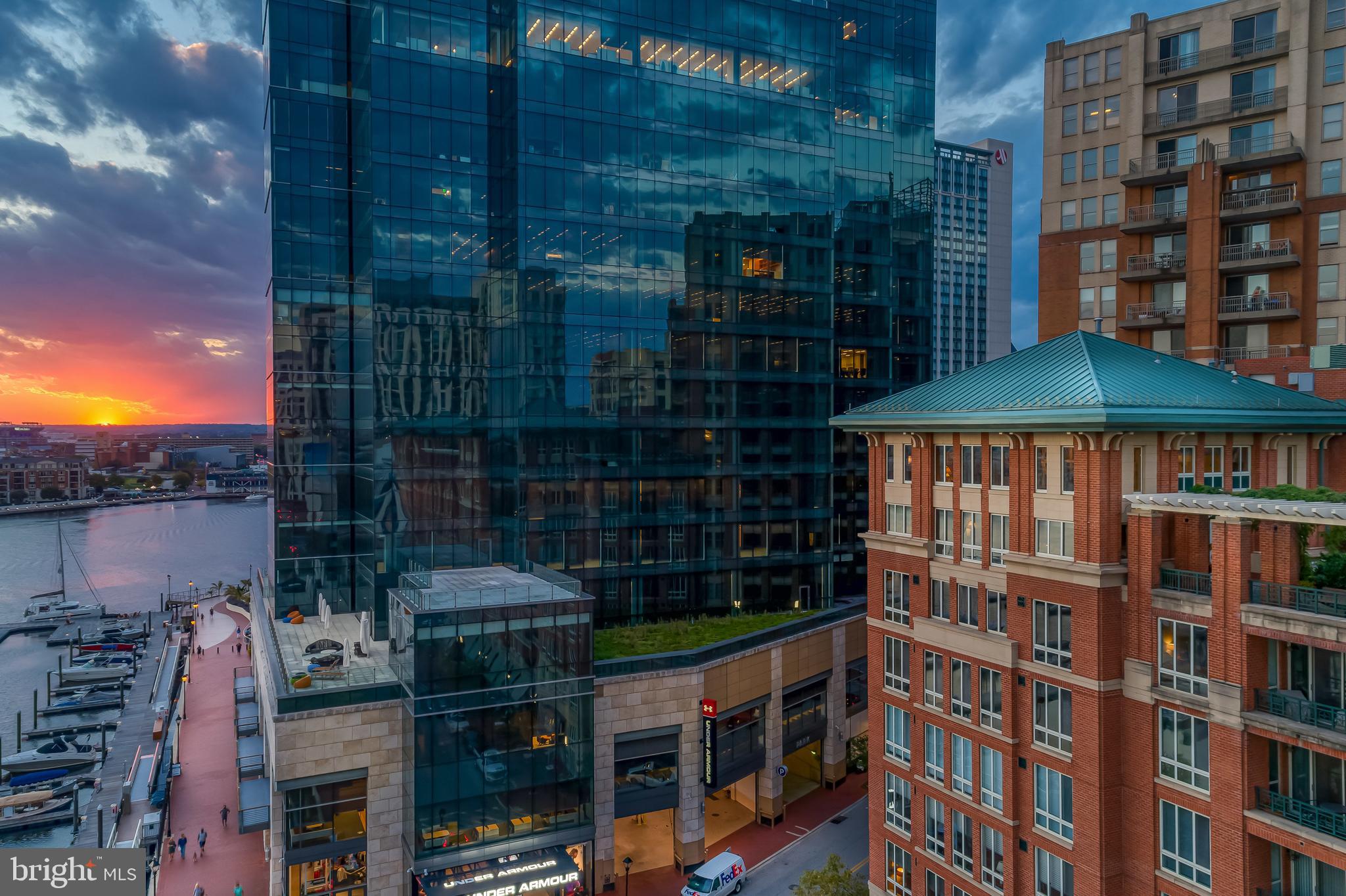 HARBOR EAST - Residential