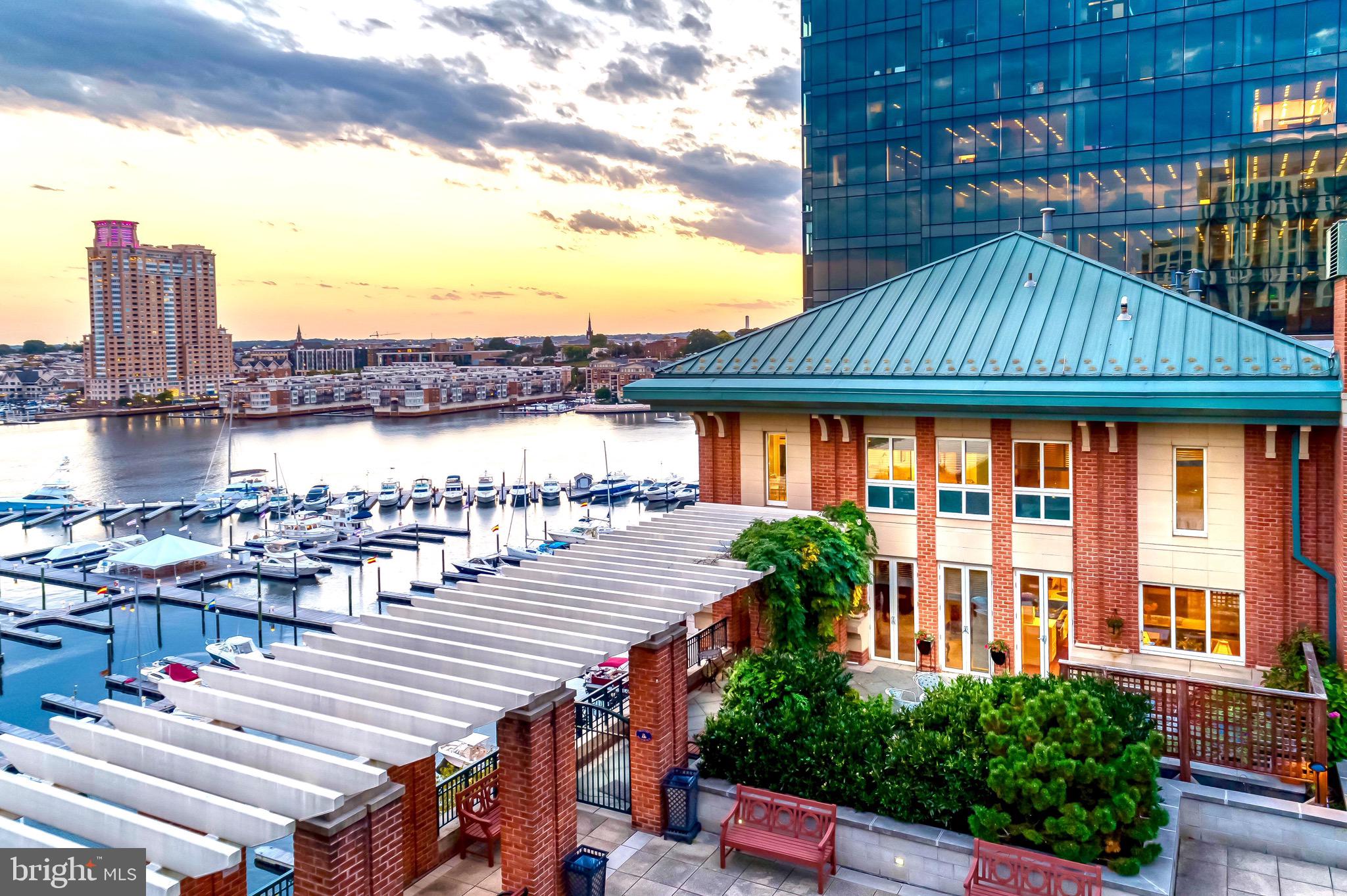 HARBOR EAST - Residential