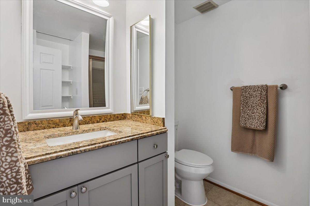 RESTON - Residential