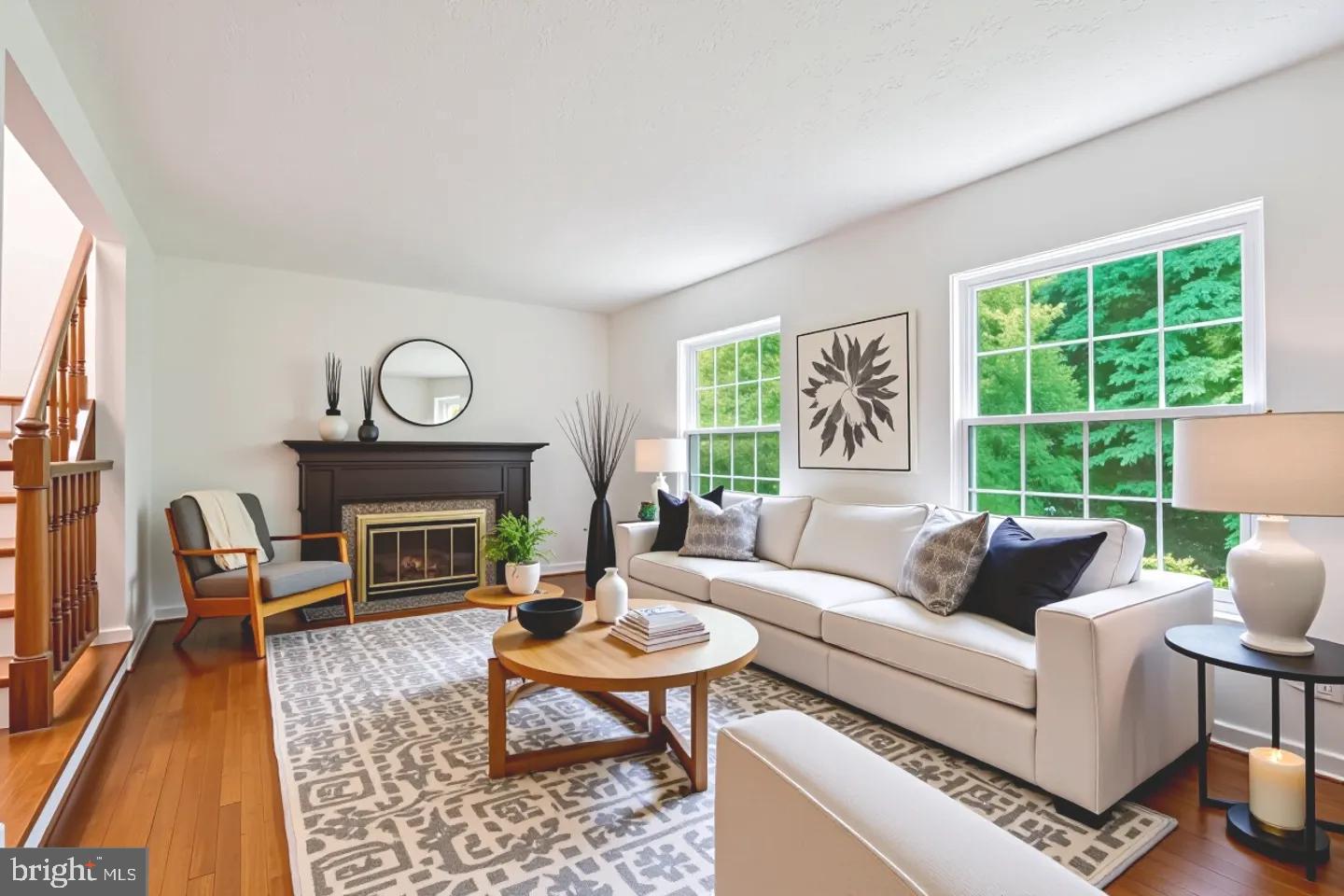 10921 HARPERS SQUARE COURT