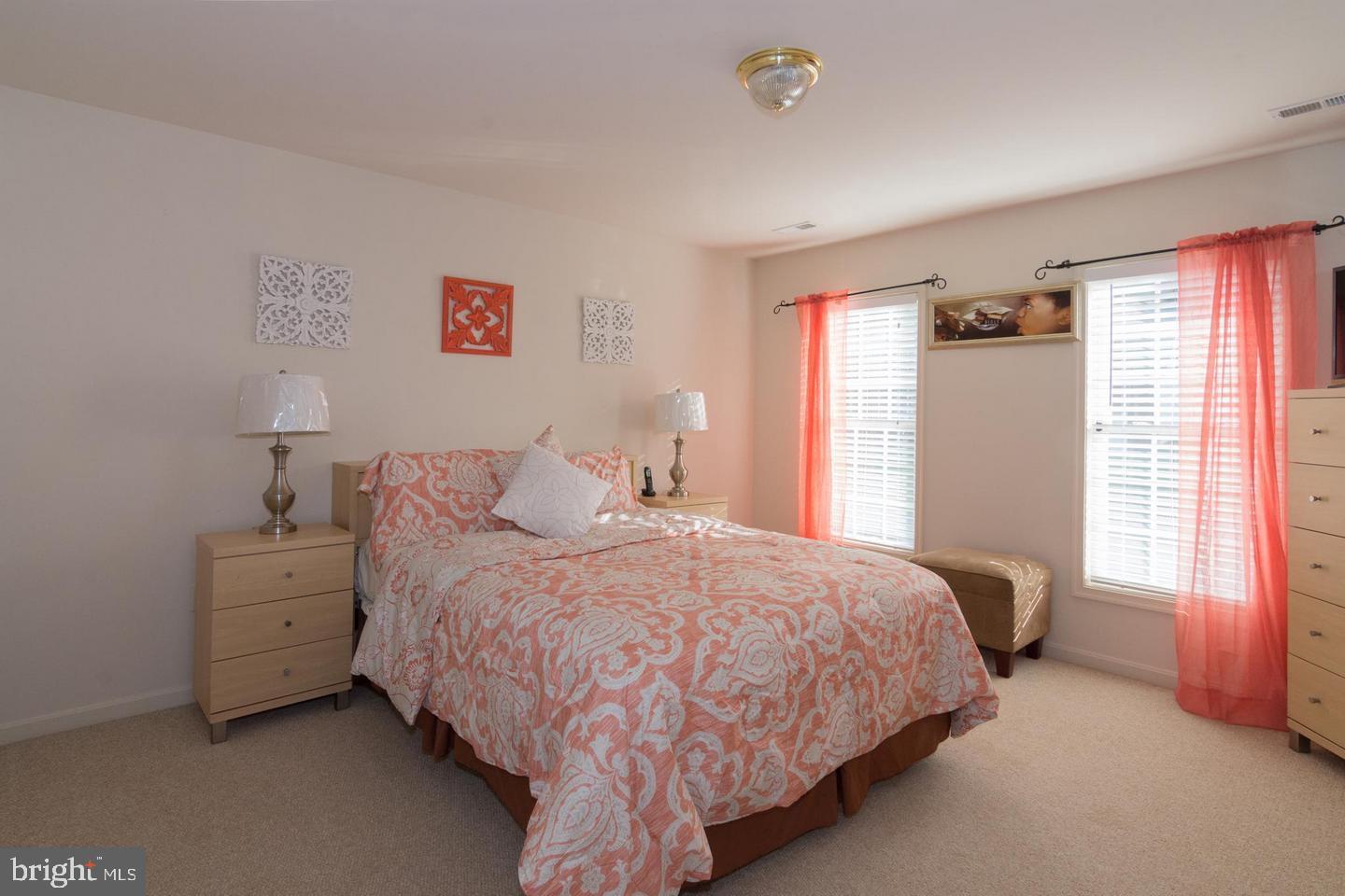 MANORS AT GREENRIDGE - Residential Lease