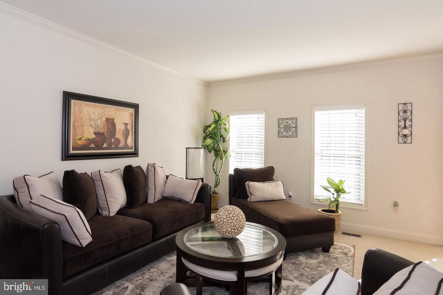 MANORS AT GREENRIDGE - Residential Lease