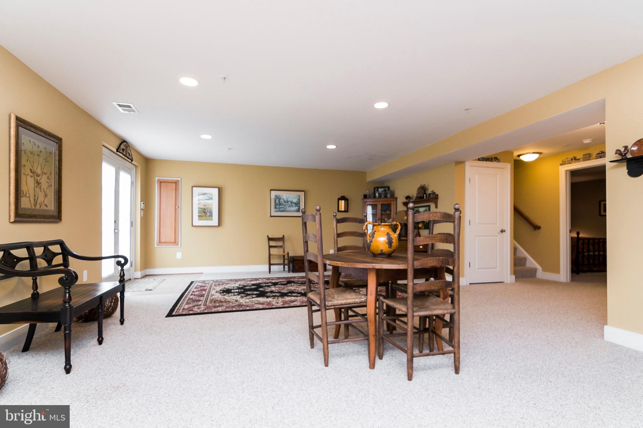 VILLAGES OF URBANA - Residential