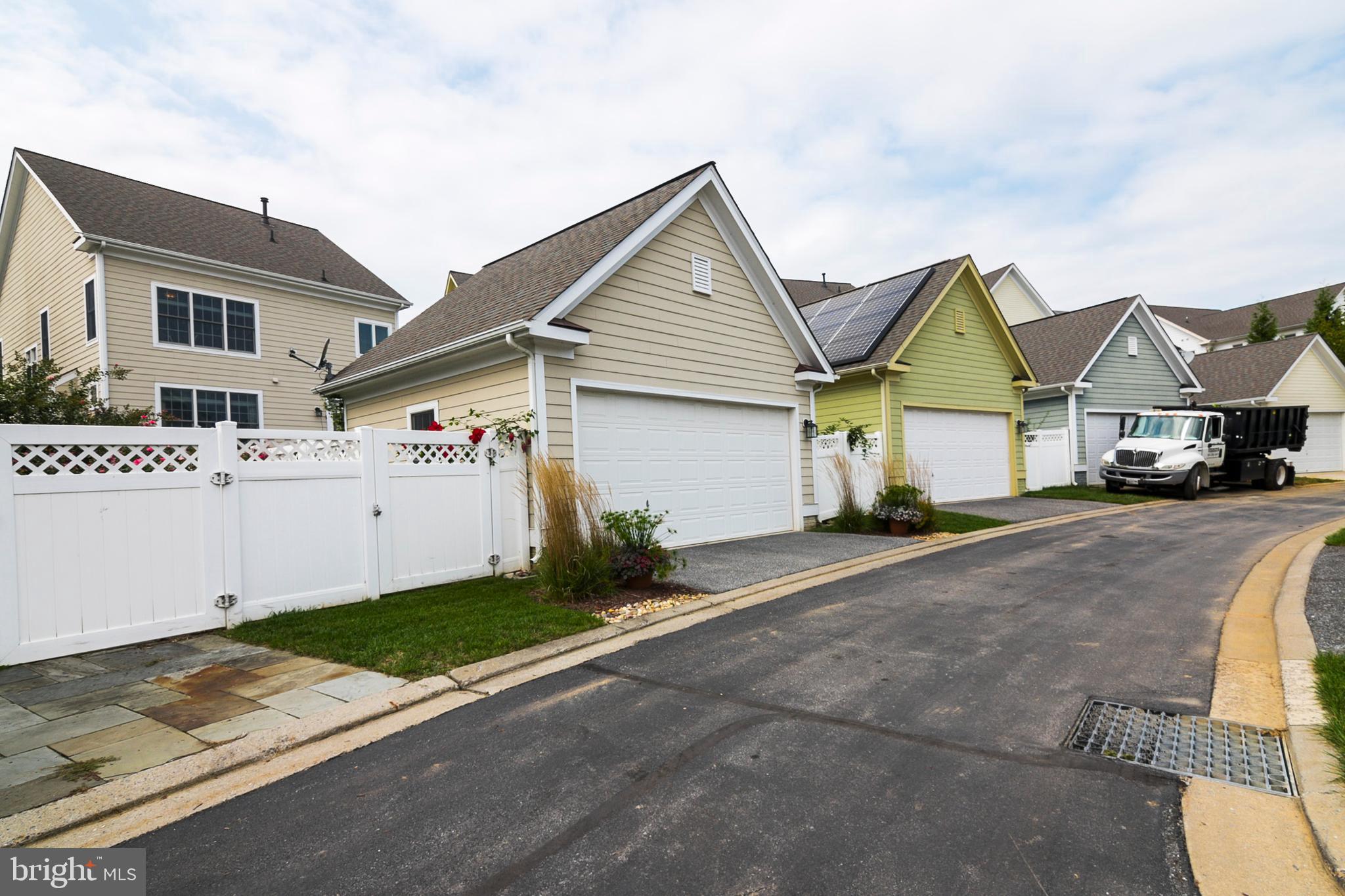 VILLAGES OF URBANA - Residential