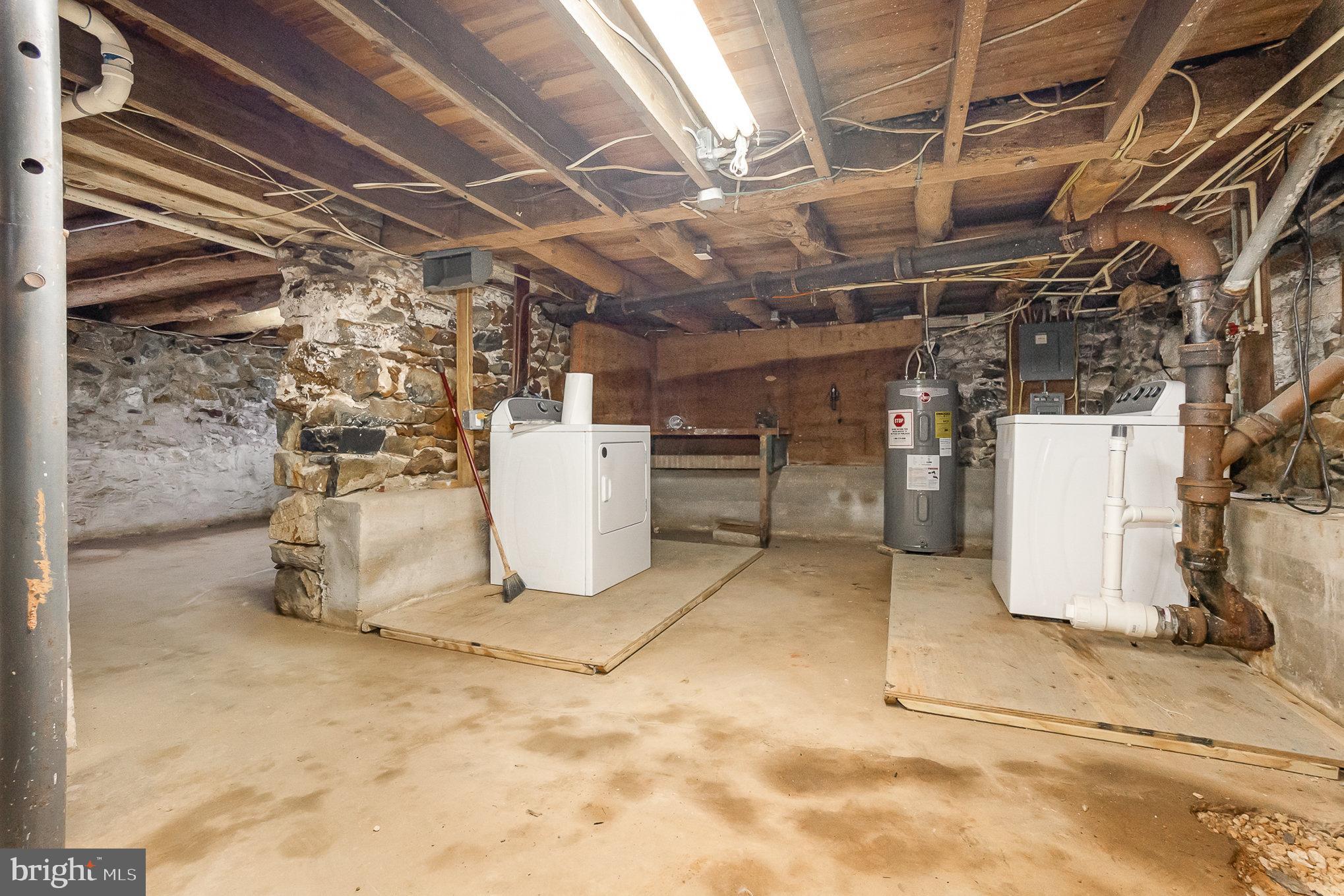 PERRYVILLE - Residential