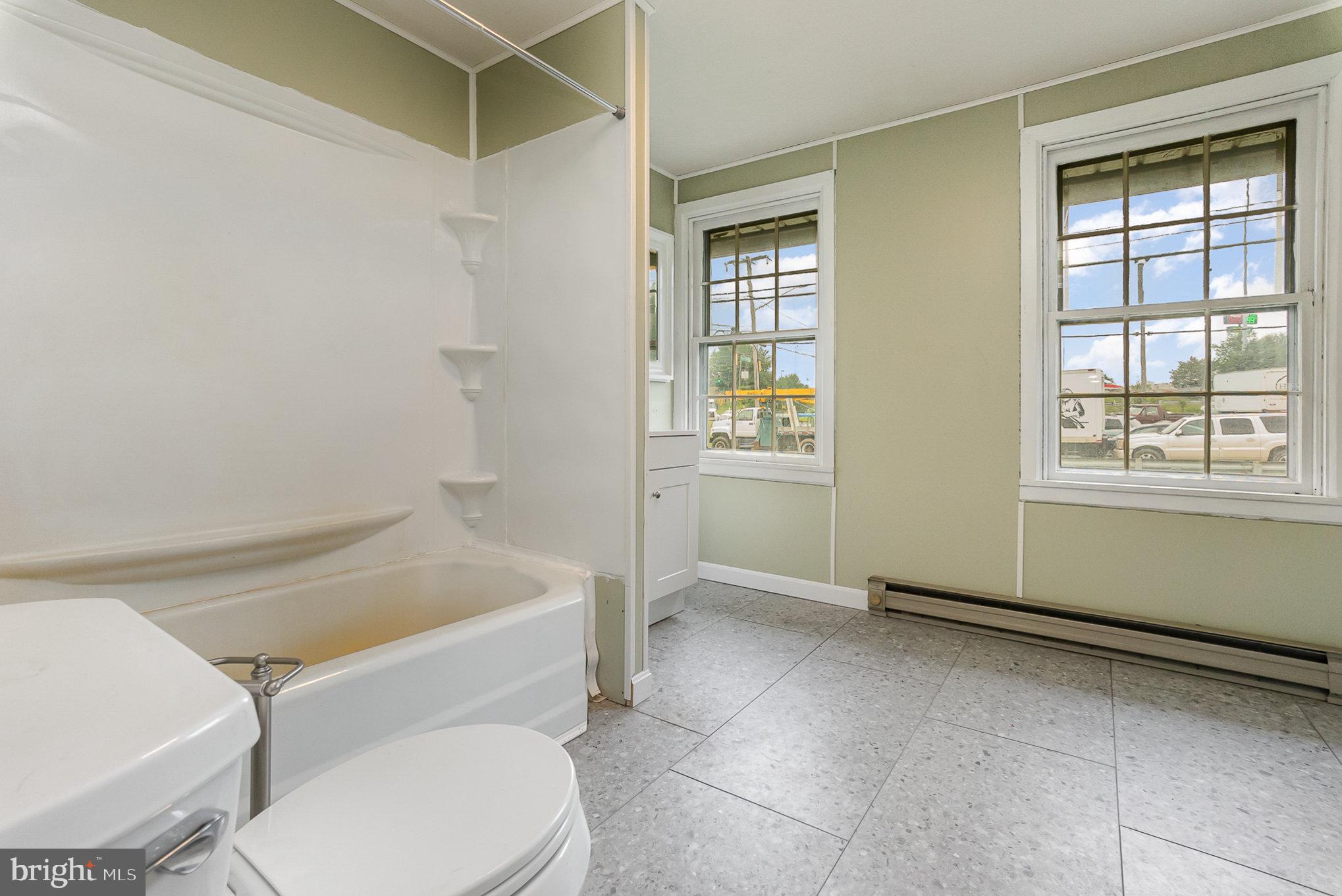 PERRYVILLE - Residential