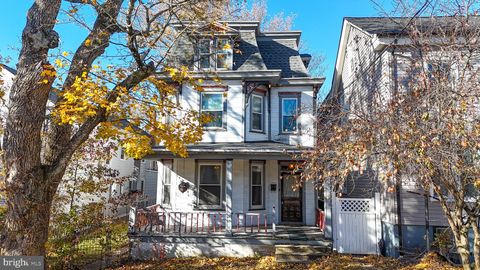 Photo of 206 N Lehigh Street, TAMAQUA, PA 18252 (MLS # PASK2024332)