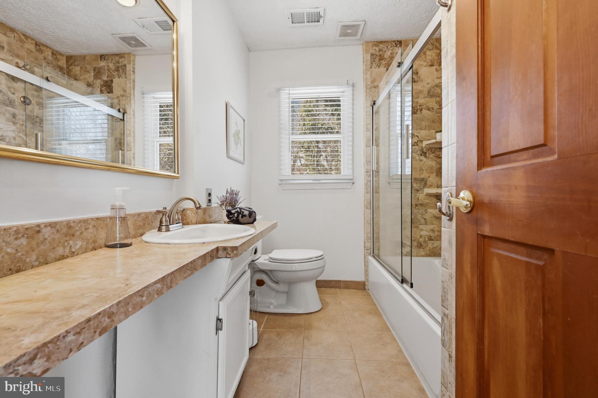 LOCUST GROVE - Residential