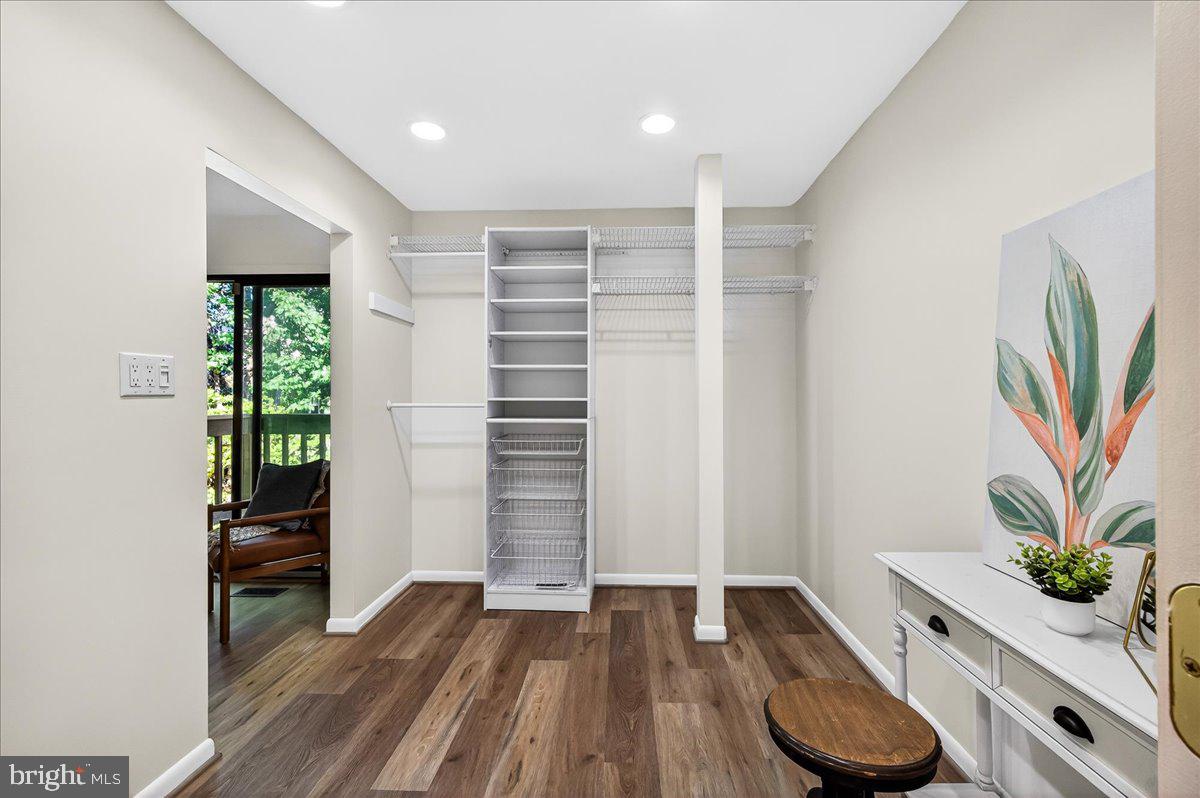 SIGNAL HILL - Residential
