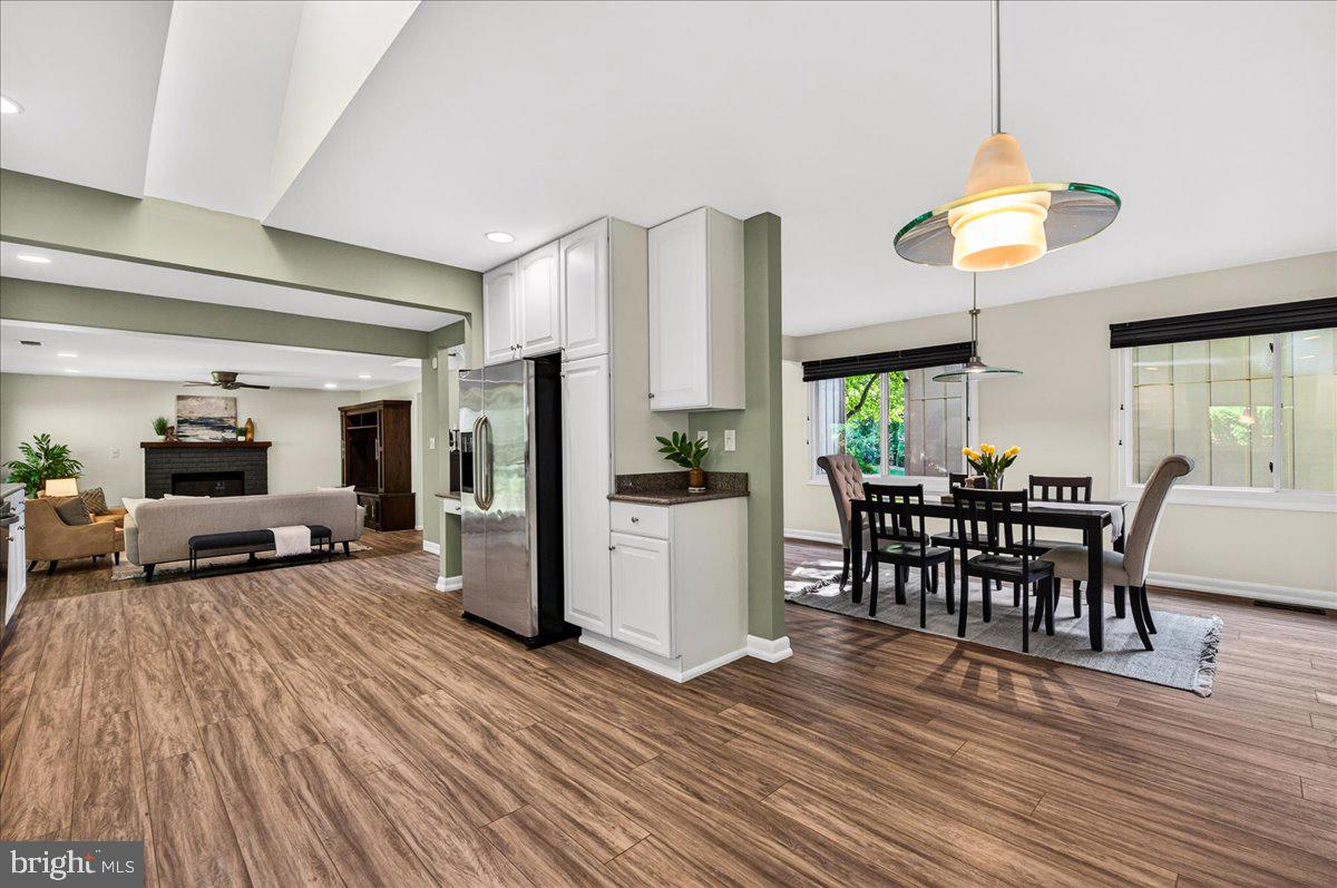 SIGNAL HILL - Residential