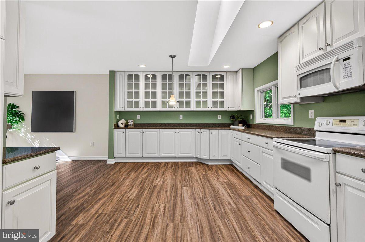 SIGNAL HILL - Residential