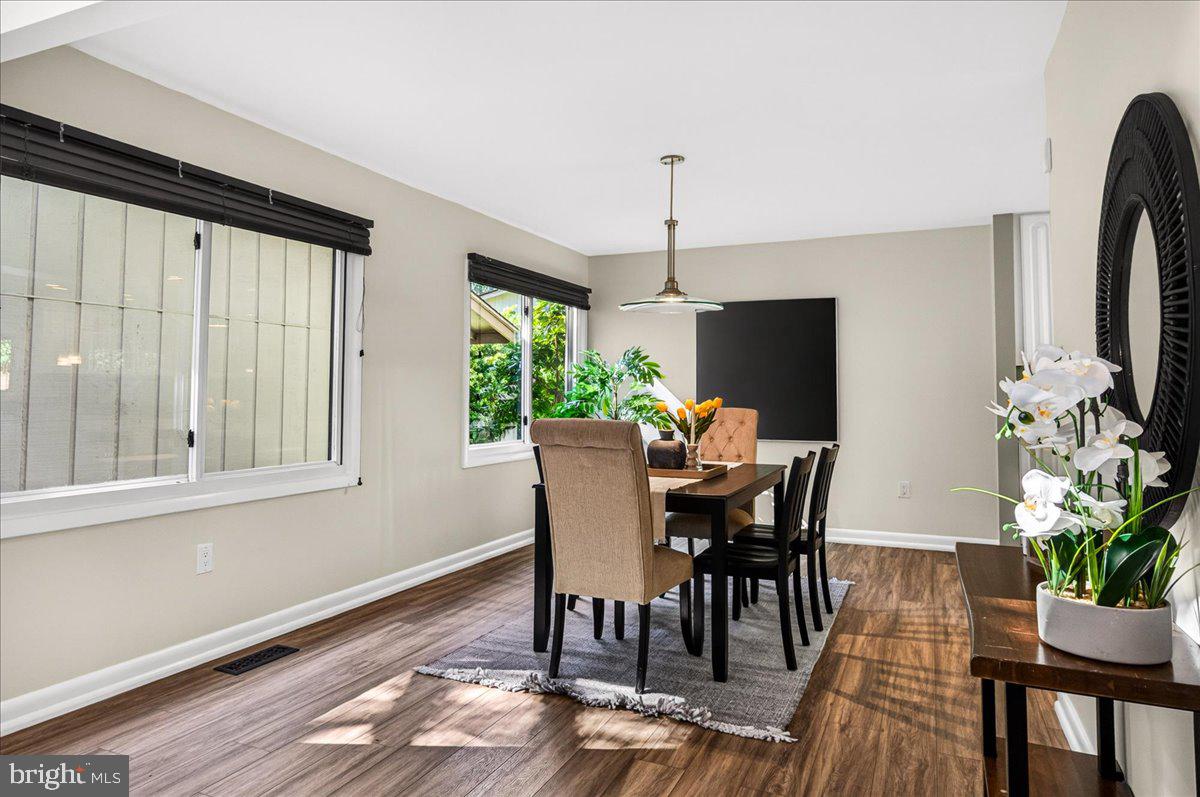 SIGNAL HILL - Residential