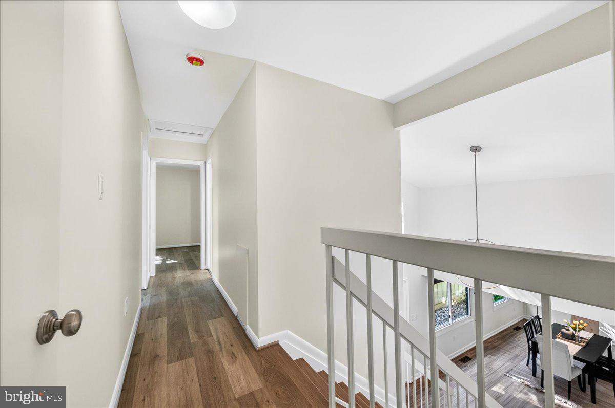 SIGNAL HILL - Residential
