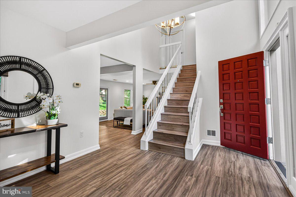 SIGNAL HILL - Residential