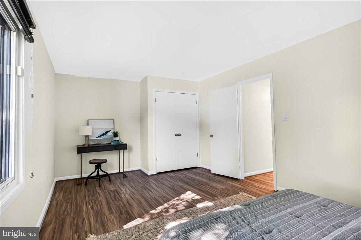 SIGNAL HILL - Residential