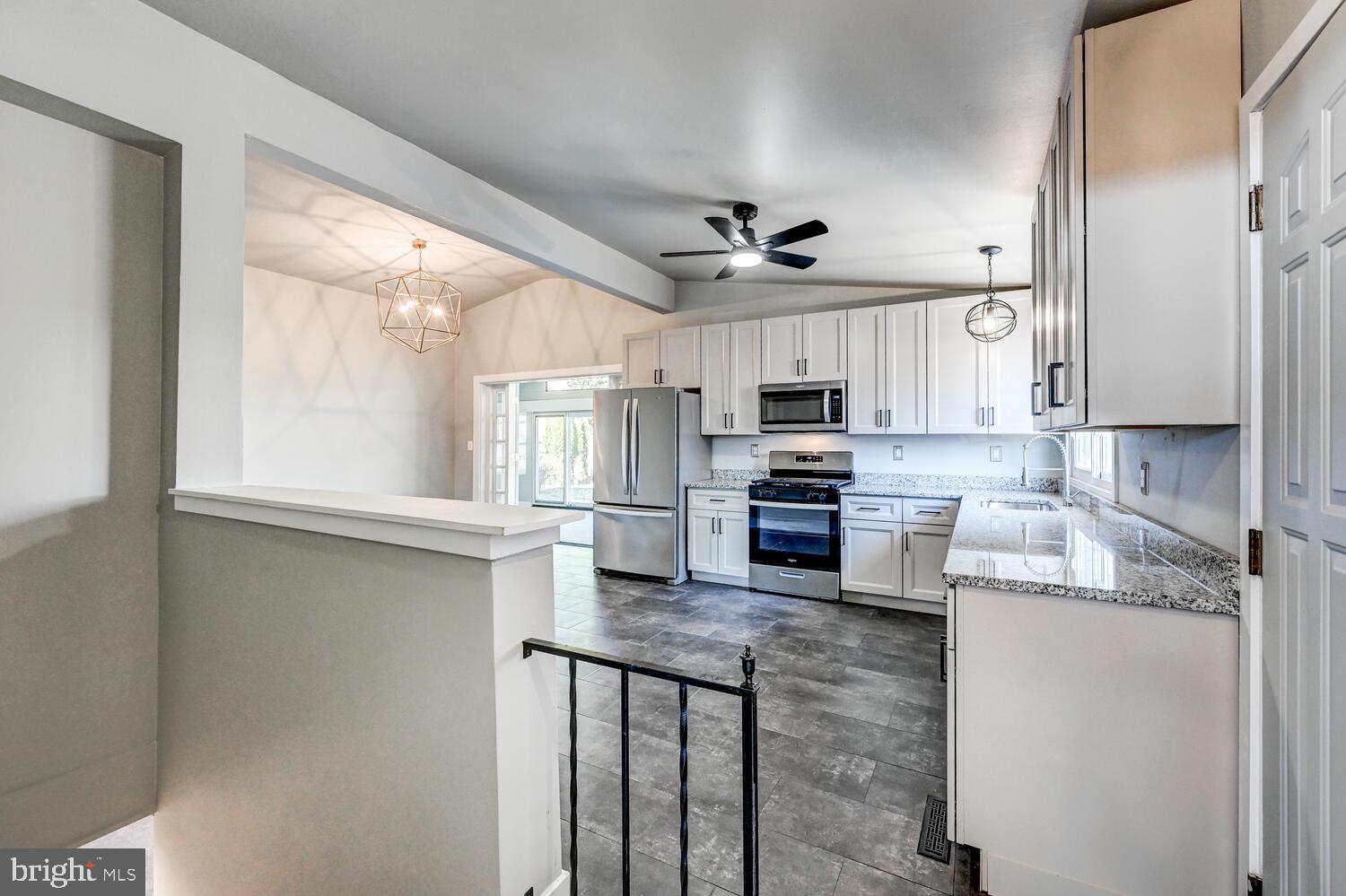 BELLE FARM ESTATES - Residential