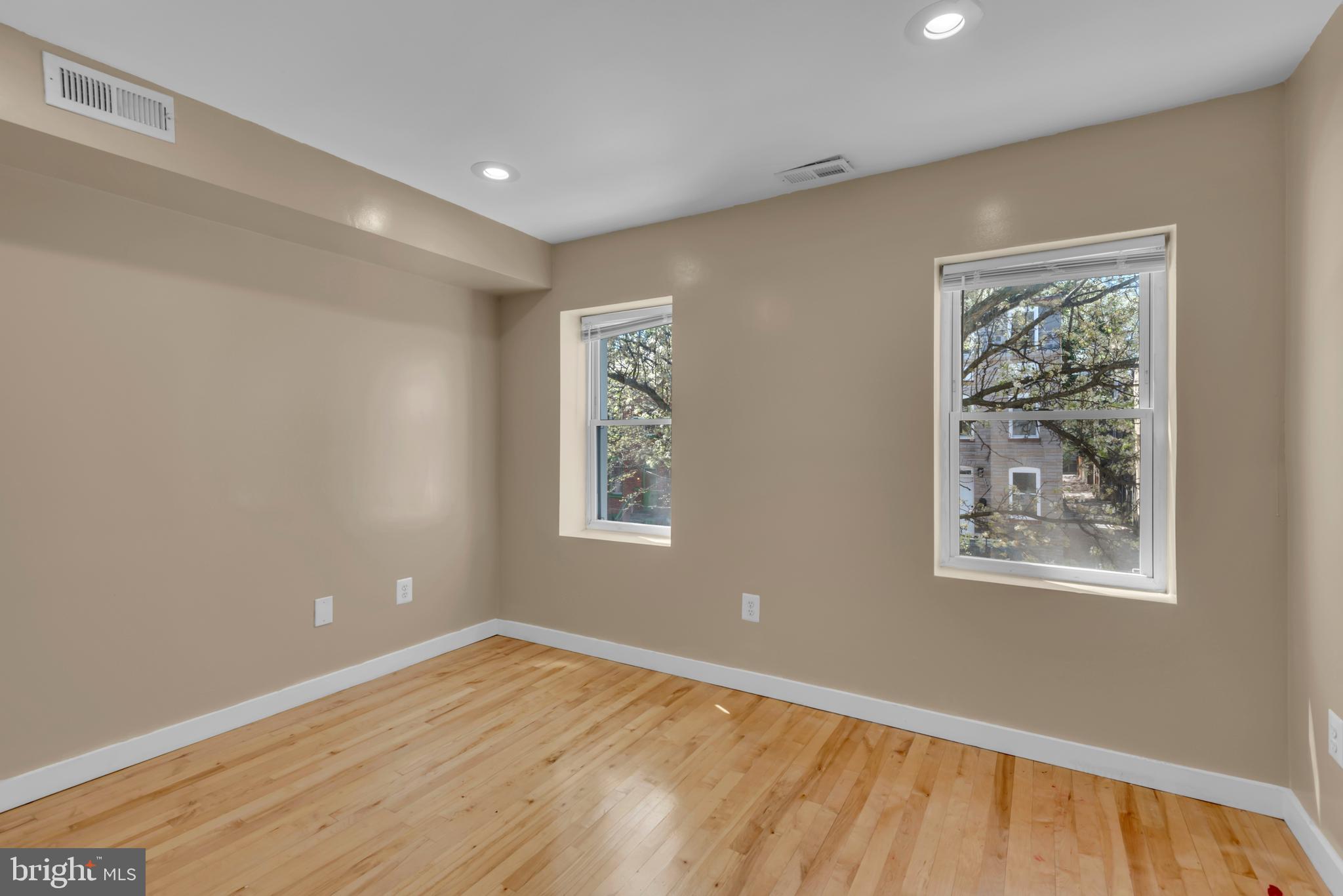 MOUNT CLARE - Residential