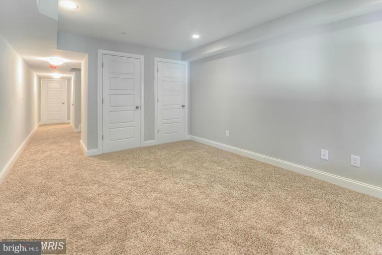 HAMPDEN HISTORIC DISTRICT - Residential