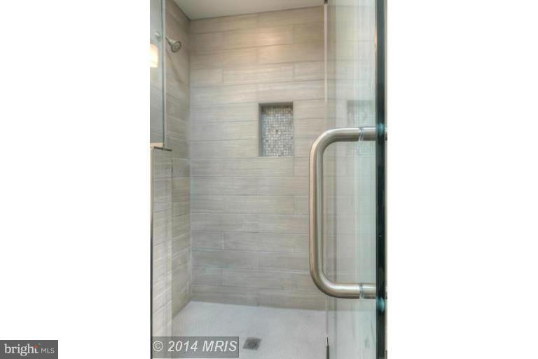 HAMPDEN HISTORIC DISTRICT - Residential