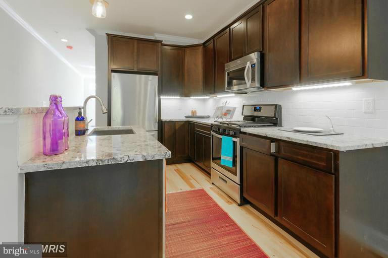 HAMPDEN HISTORIC DISTRICT - Residential