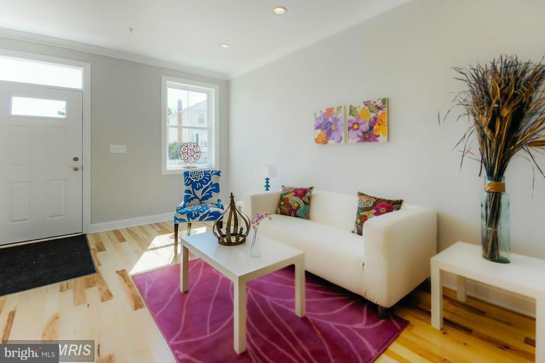 HAMPDEN HISTORIC DISTRICT - Residential