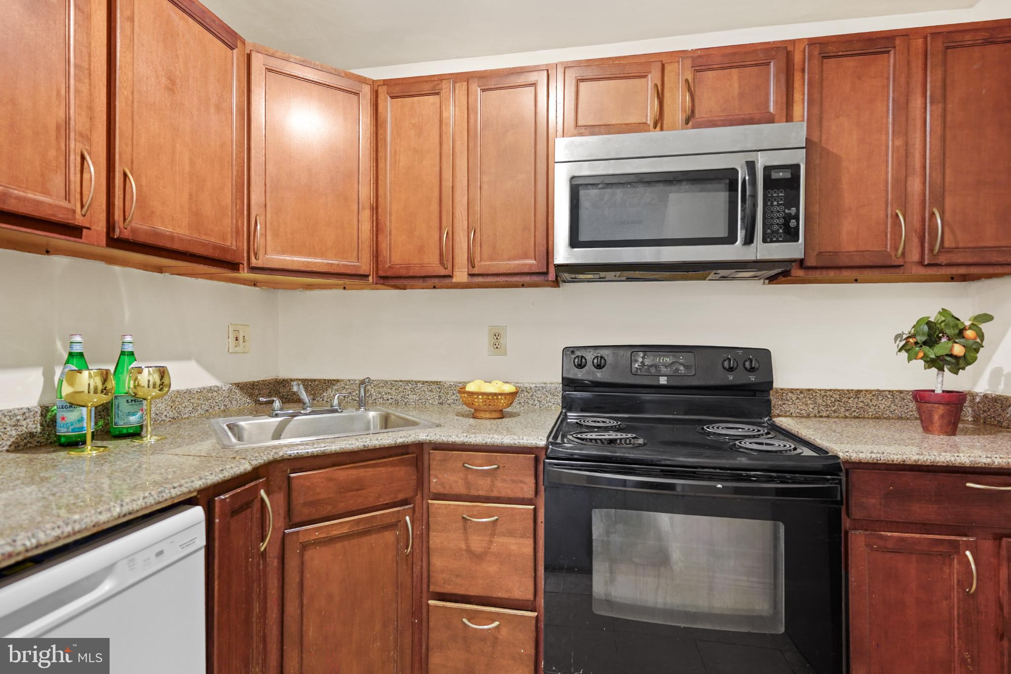 4274 FOOTE STREET NE 1