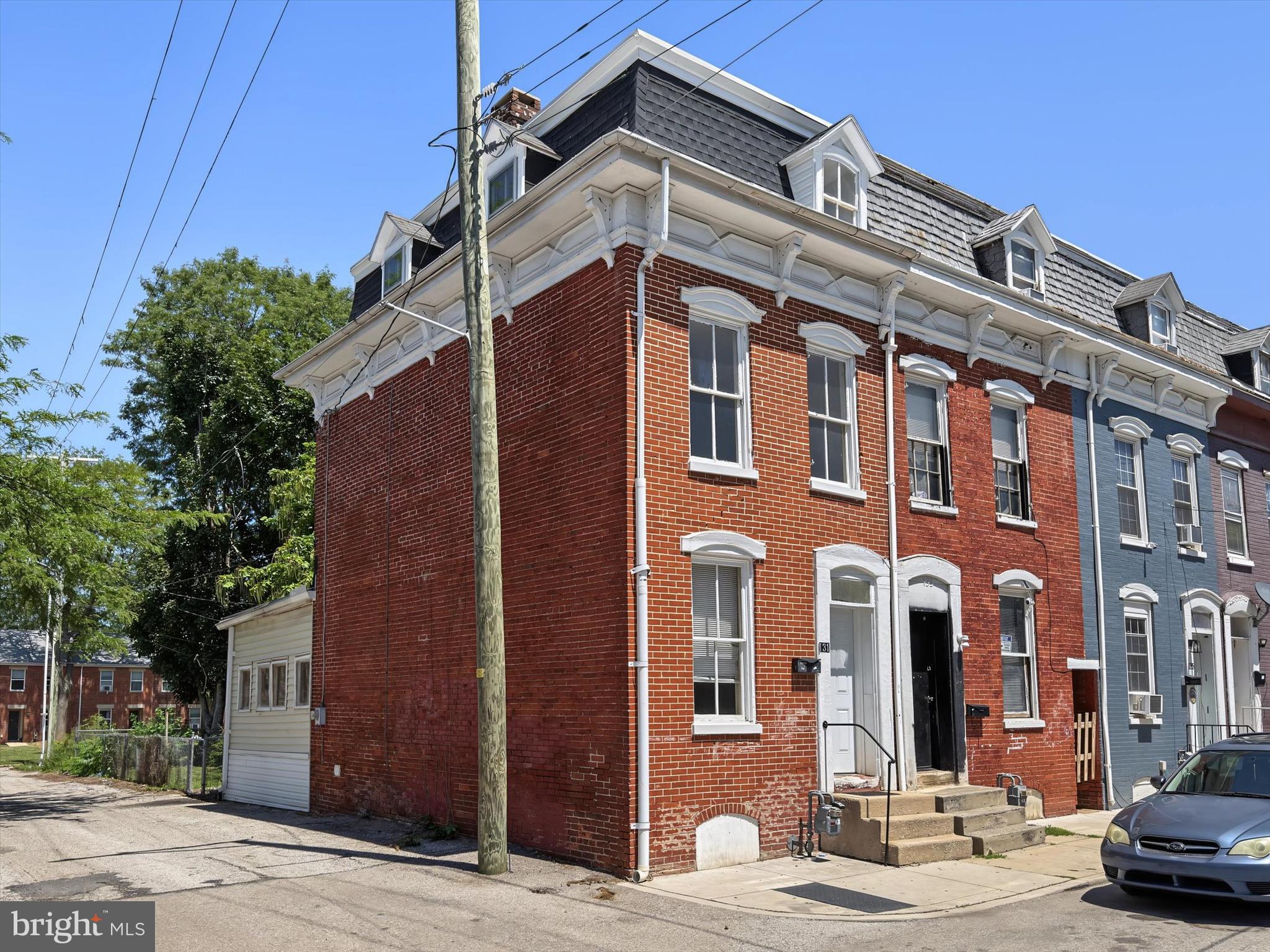 131 E MAPLE STREET